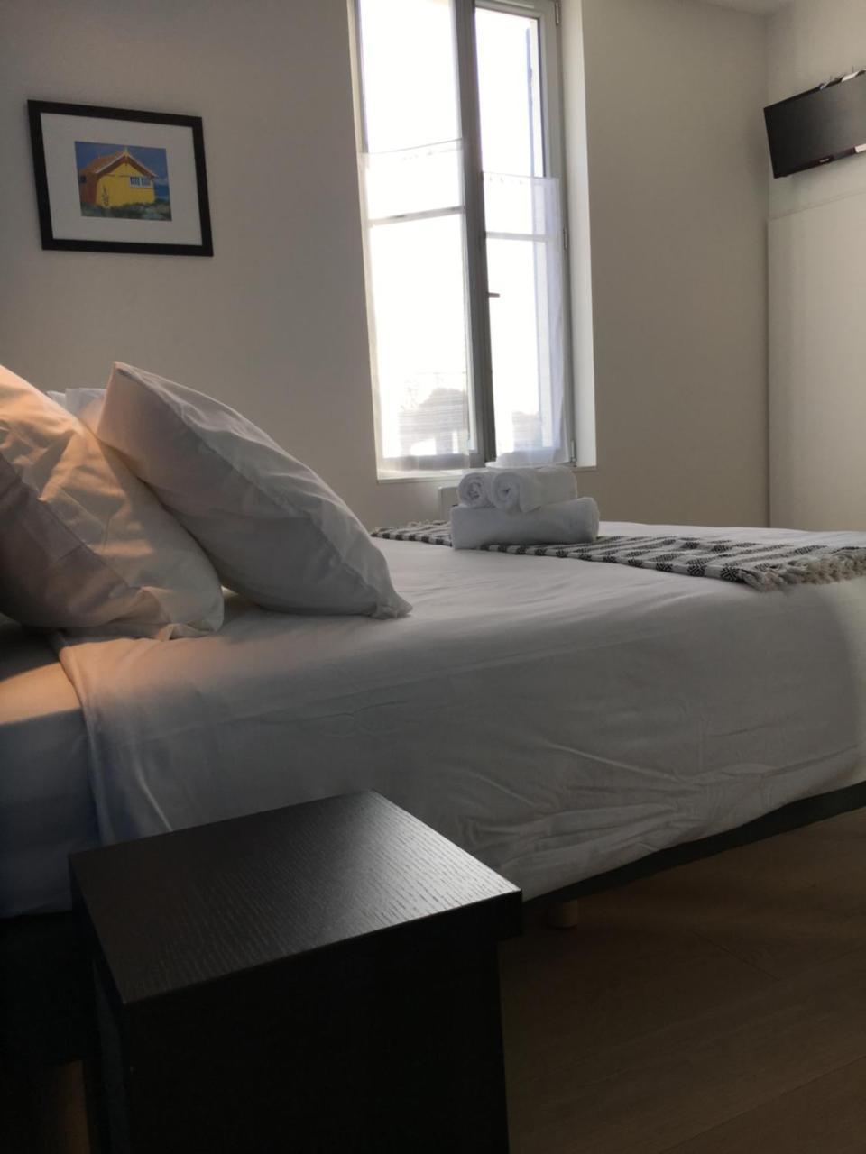Les Bains Boyardville - Hotel Et Restaurant Exteriör bild